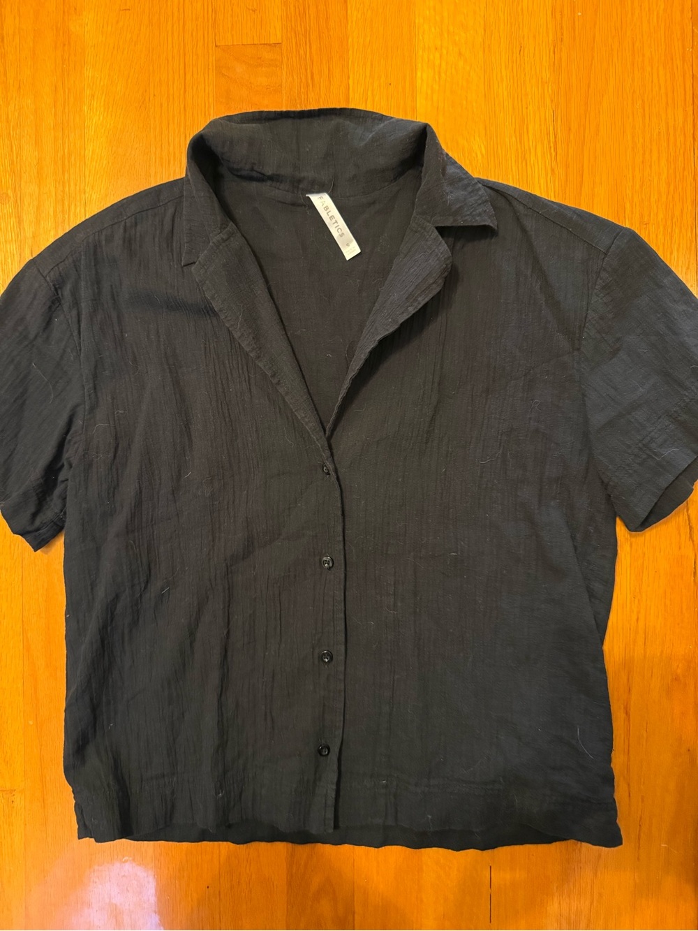Fabletics Black Short-Sleeve Button-Up Shirt